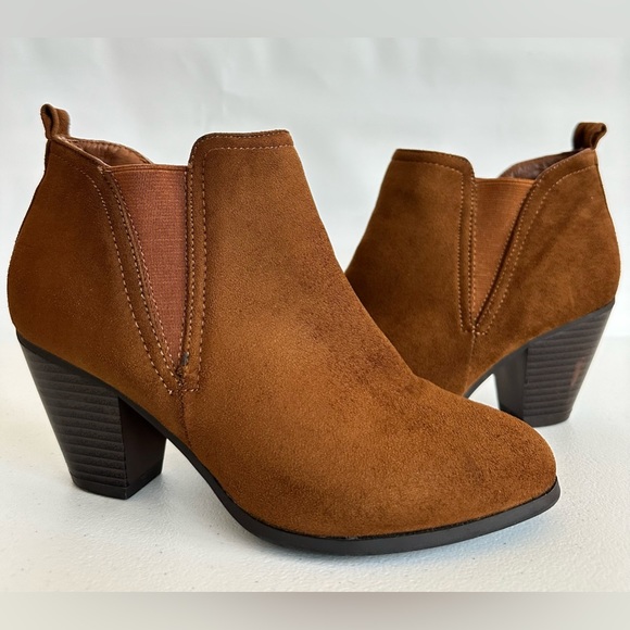 Nature Breeze Shoes - Saddle-01 Pull On Women's Booties Size 6